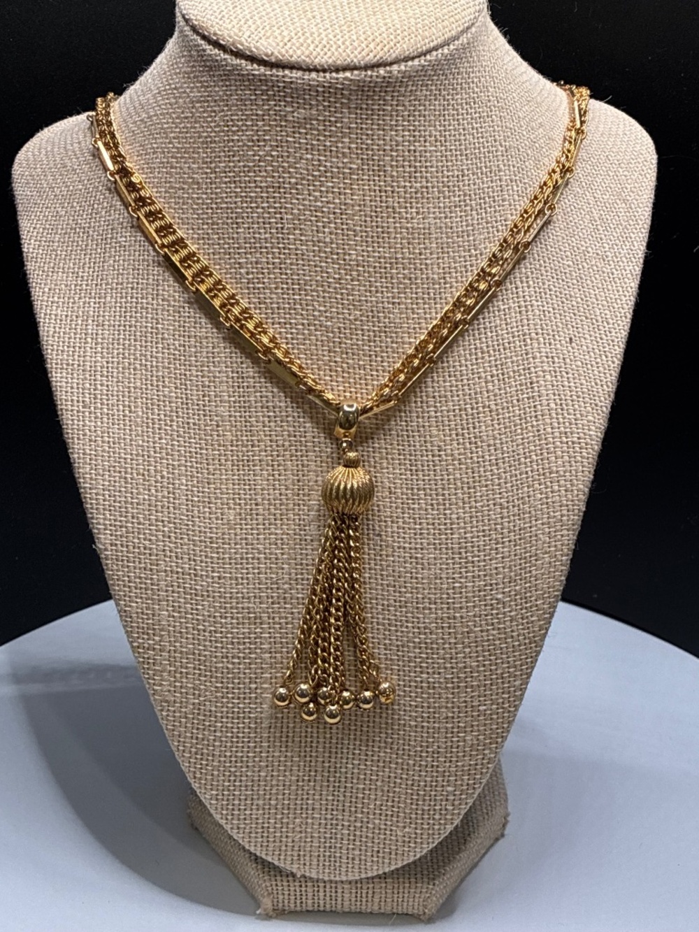 Vintage 1970’s gold-tone multi chain tassel pendent necklace